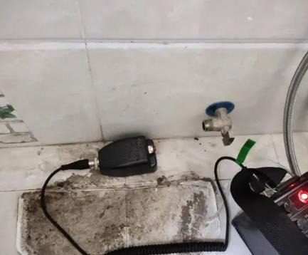额敏屋顶漏水维修公司分享下卫生间漏水的危害及解决方法